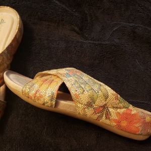 Cushion aire Sandals